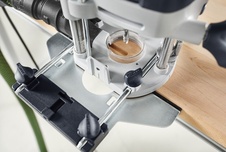 Festool FE-OF 1000/KF - Jemné nastavení pro boční doraz - 287df35a-7693-11eb-8114-005056b31774_800_533