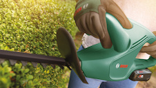 Akumulátorové nůžky na živé ploty EasyHedgeCut 18-45