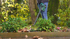 Akumulátorový fukar na listí UniversalLeafBlower 18V-130