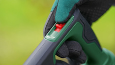 Akumulátorový fukar na listí UniversalLeafBlower 18V-130