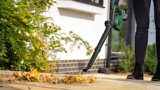 Akumulátorový fukar na listí UniversalLeafBlower 18V-130