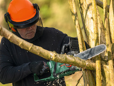 Akumulátorová řetězová pila PKE18V-30-28