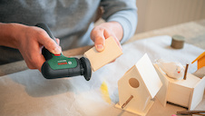 Akumulátorové řezání a broušení EasyCut&Grind pro snadné řezání a broušení