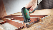 Akumulátorové řezání a broušení EasyCut&Grind pro snadné řezání a broušení
