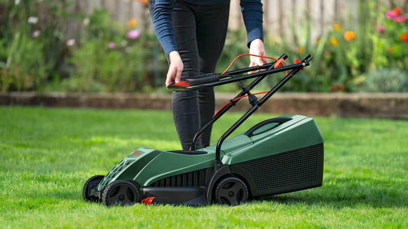Sekačka na trávu EasyRotak 32-205