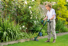 Akumulátorová strunová sekačka EasyGrassCut 18V-230