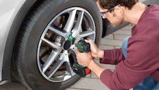 Akumulátorový rázový utahovák UniversalImpactDrive 18V-350