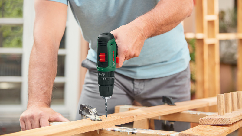 Akumulátorový vrtací šroubovák EasyImpact 1200