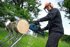 Akumulátorová řetězová pila GKE 18V-40