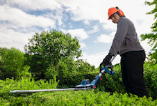 Akumulátorové nůžky na živé ploty GHE18V-50FP