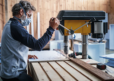Sukovník na závěsy EXPERT Laminated Wood, 22 × 60 × 90 mm