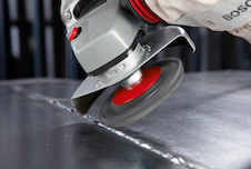 Zkosený kartáč PRO Metal clean, 115 × 0,3 mm, závit